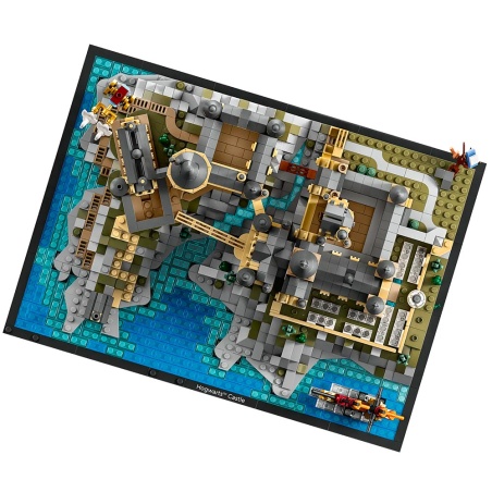 Hogwarts Castle and Grounds - LEGO® Harry Potter 76419