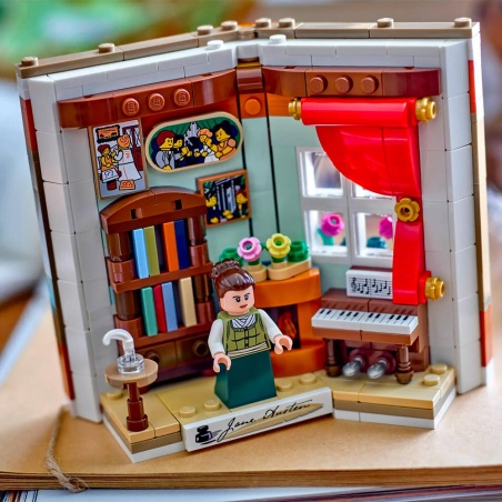 Tribute to Jane Austen's Books - LEGO® Exclusive 40766