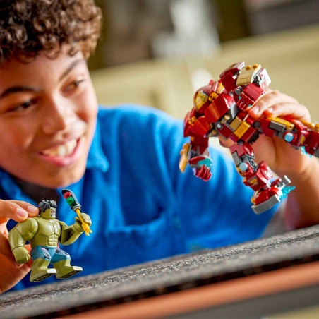 Epic Battle: Hulkbuster vs. The Hulk - LEGO® Marvel 76343