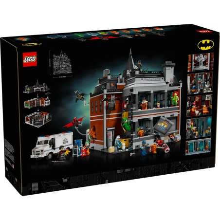 Arkham Asylum™ - LEGO® DC Comics 76300